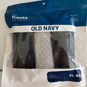 Old Navy men’s brief trunks. Size XL. never opened or worn. Ordered wrong size.